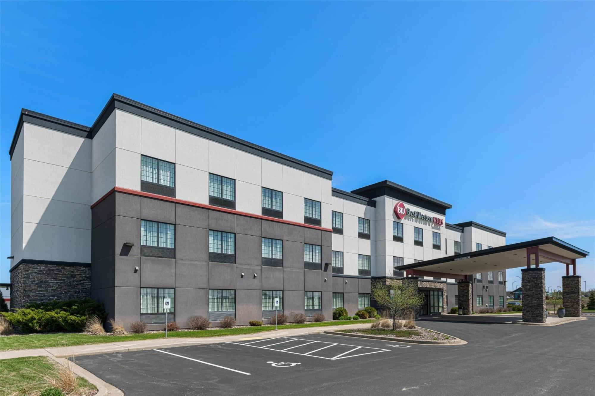 Best Western Plus New Richmond Inn&Suites Exterior foto